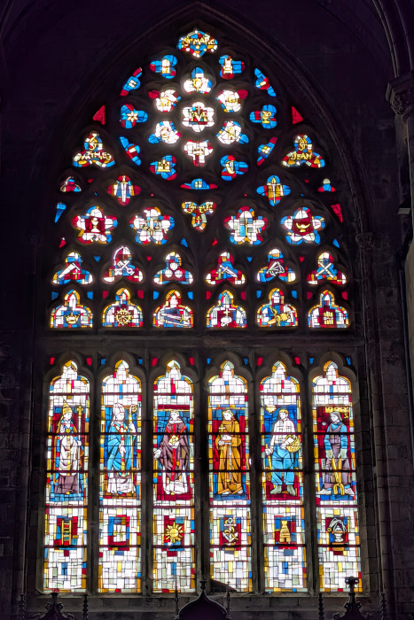 Les vitraux d'Auguste Labouret à la chapelle Notre-Dame du Kreisker (1952)