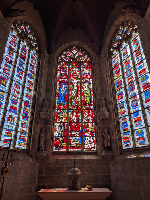 Les vitraux de Jacques Le chevallier à l'église de Gouesnou (1972)