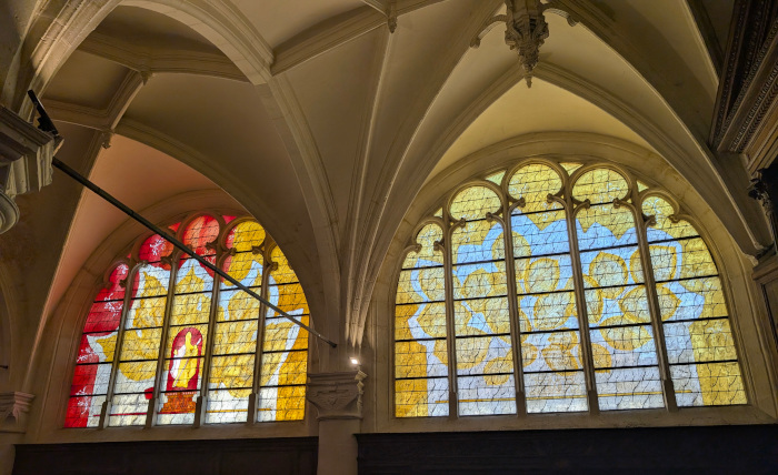 Les vitraux de Gilles Rousvoal à l'église Saint-Ayoul de Provins (2010)