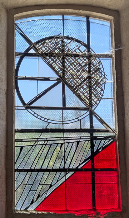Les vitraux de Gérard Lardeur à l'église Notre-Dame du Folgoët à Bannalec (2003)